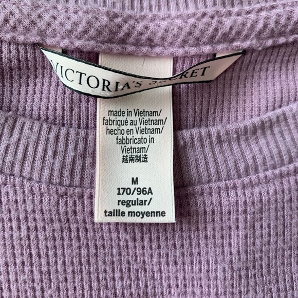 VS Tee - Picture 2 of 2